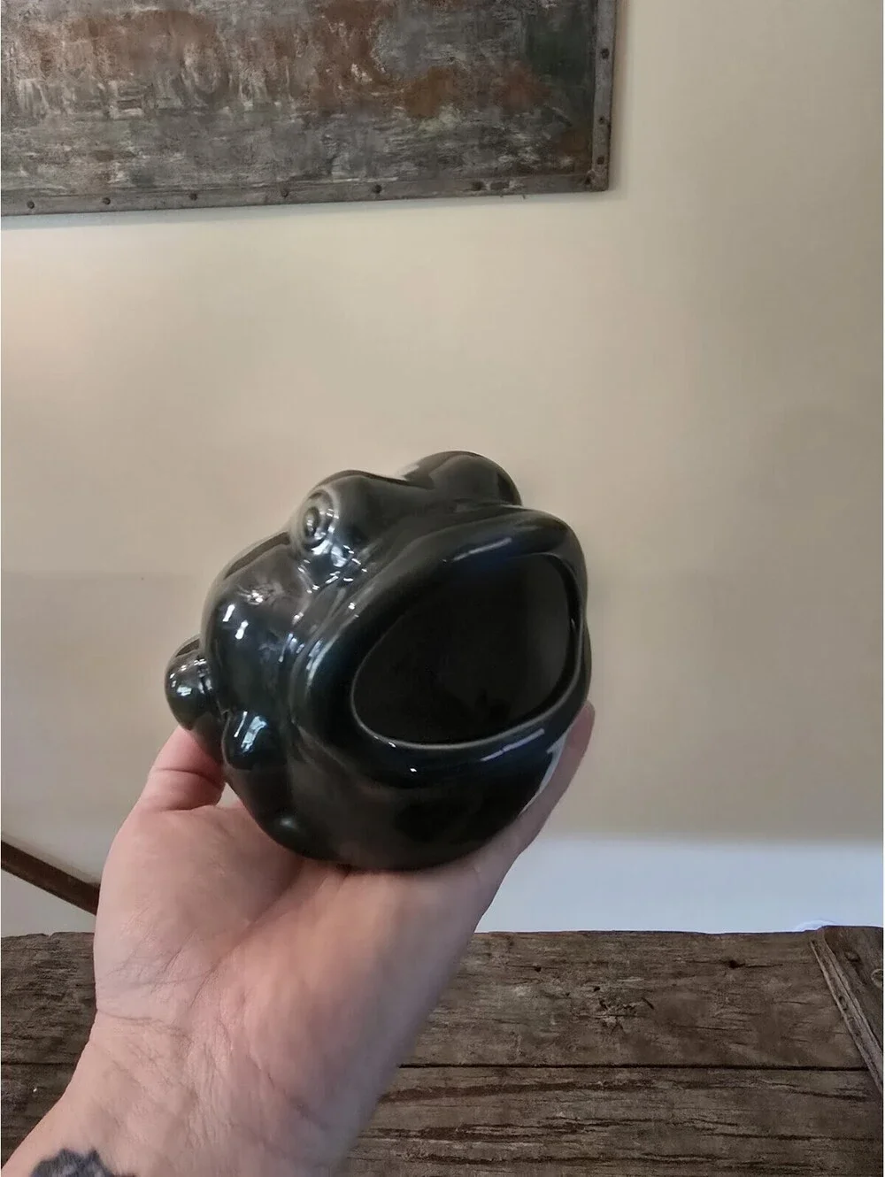 Vintage Ceramic Frog Sponge Holder, very good vintage condition.